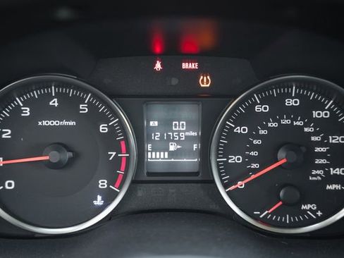 Used 2017 Subaru Crosstrek 2.0i Premium image 42