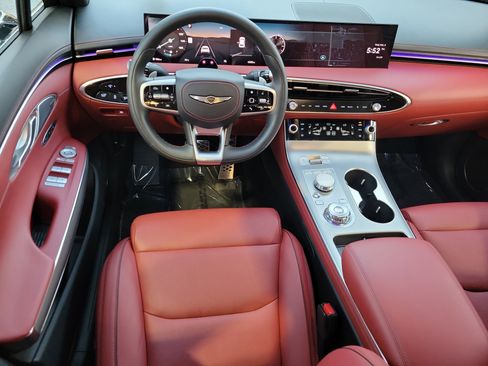 Used 2026 Genesis GV70 3.5T Sport Advanced image 10