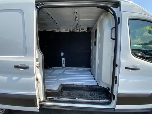 Used 2024 Ford Transit 250 148 Medium Roof Extended AWD w/ Load Area Protection Package image 10