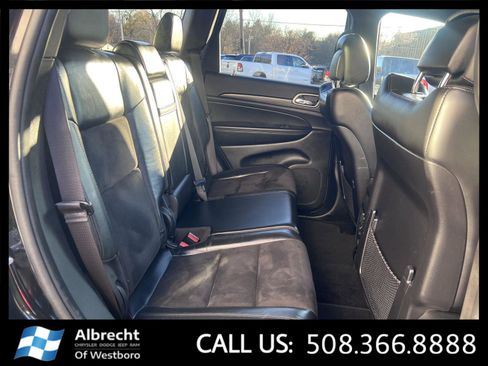 Used 2021 Jeep Grand Cherokee Laredo X image 17