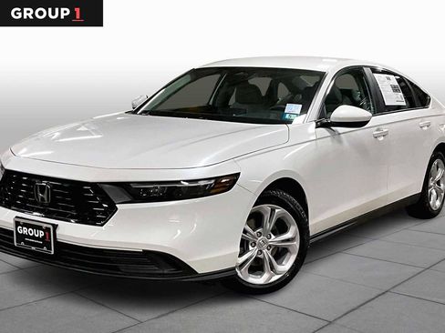 Used 2025 Honda Accord LX image 1