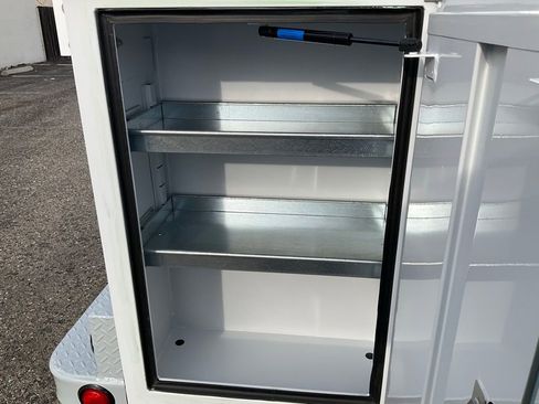 New 2025 Ford F350 XL w/ XL Chrome Package image 21