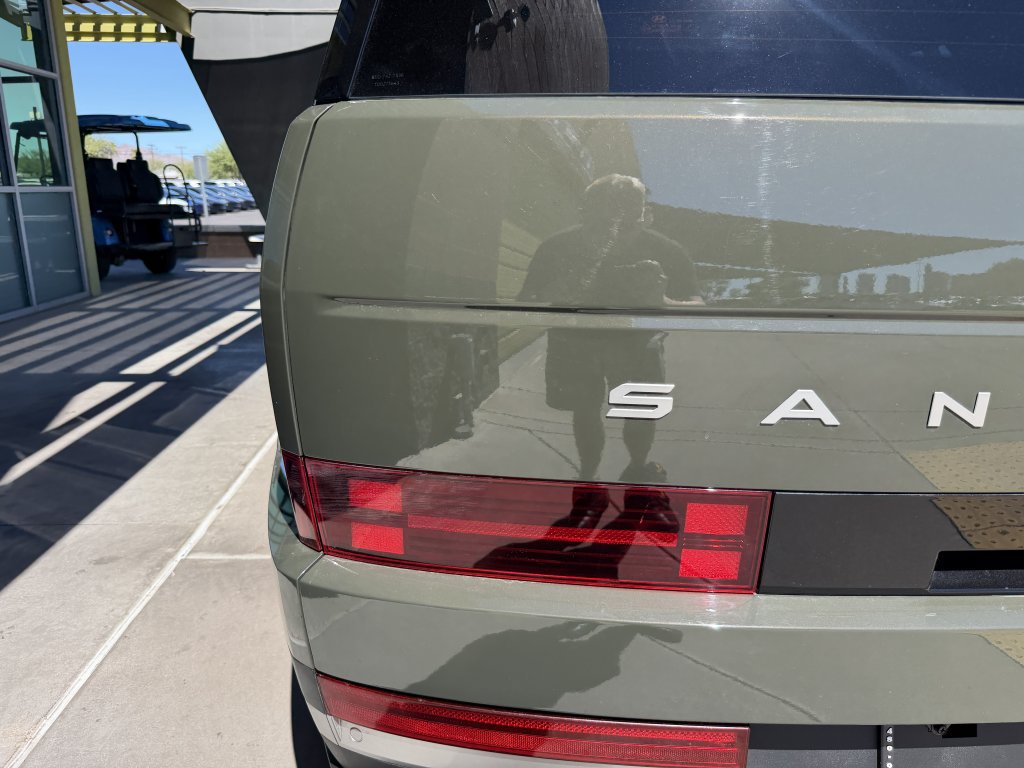 Used 2025 Hyundai Santa Fe Limited FWD image 14