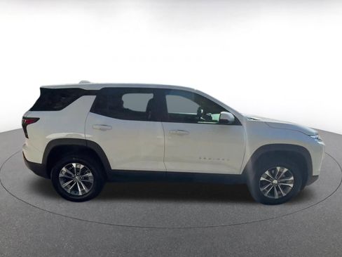 Used 2025 Chevrolet Equinox LT image 16