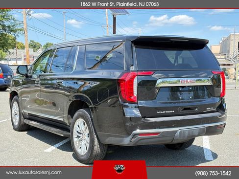 Used 2022 GMC Yukon XL SLT w/ SLT Luxury Package AWD/4WD image 7