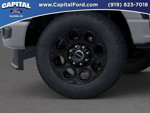 New 2026 Ford F250 Lariat w/ Black Appearance Package image 19