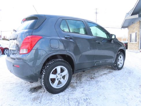 Used 2016 Chevrolet Trax LS image 23