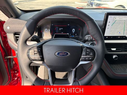 Used 2025 Ford Explorer ST-Line w/ Premium Package image 13