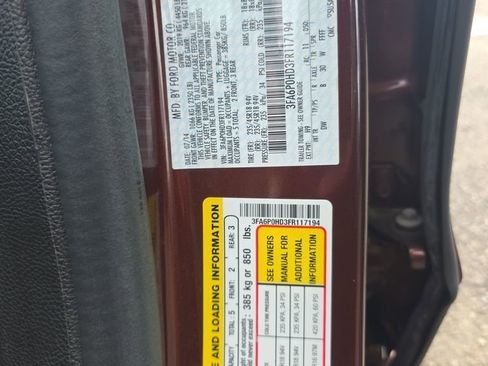 Used 2015 Ford Fusion SE w/ Equipment Group 201A image 21