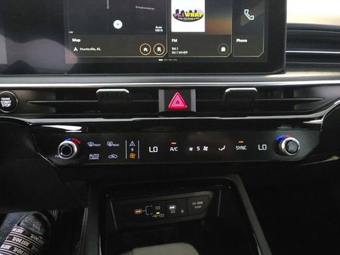 Used 2025 Kia K5 GT-Line w/ GT-Line Premium Package image 19