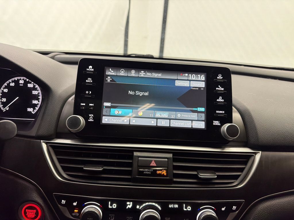 Used 2022 Honda Accord Touring image 28