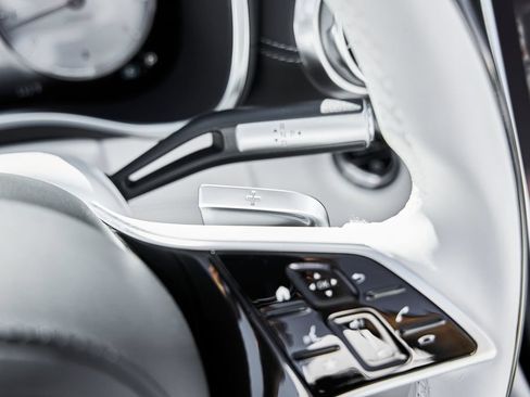 Used 2026 Mercedes-Benz Maybach SL 680 image 59