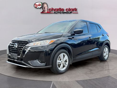 Certified 2024 Nissan Kicks S FWD image 1