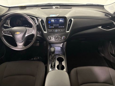 Used 2024 Chevrolet Malibu LS image 35