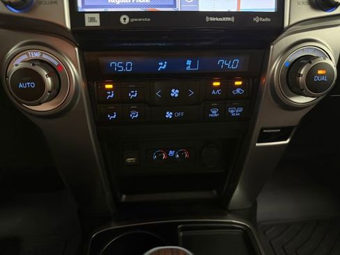 Used 2021 Toyota 4Runner Limited image 18