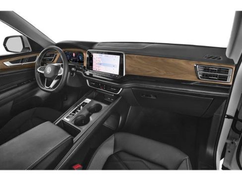 Used 2024 Volkswagen Atlas SE FWD image 15