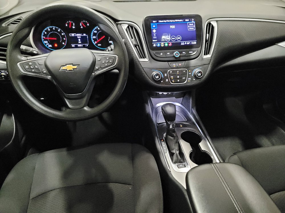 Used 2025 Chevrolet Malibu LT FWD image 22