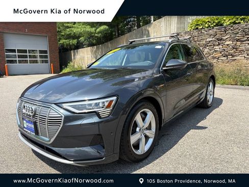 Used 2019 Audi e-tron Premium Plus w/ Cold Weather Package AWD/4WD image 1