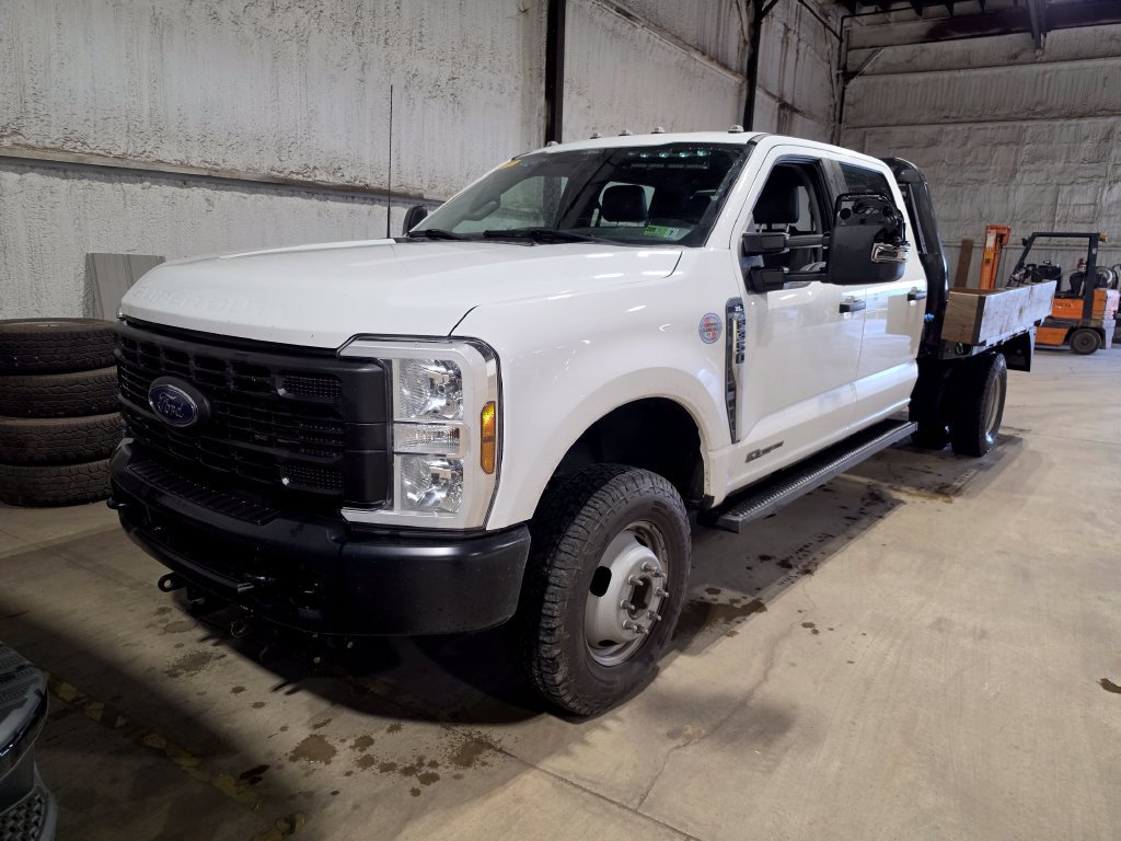 Used 2024 Ford F350 XL AWD/4WD image 1