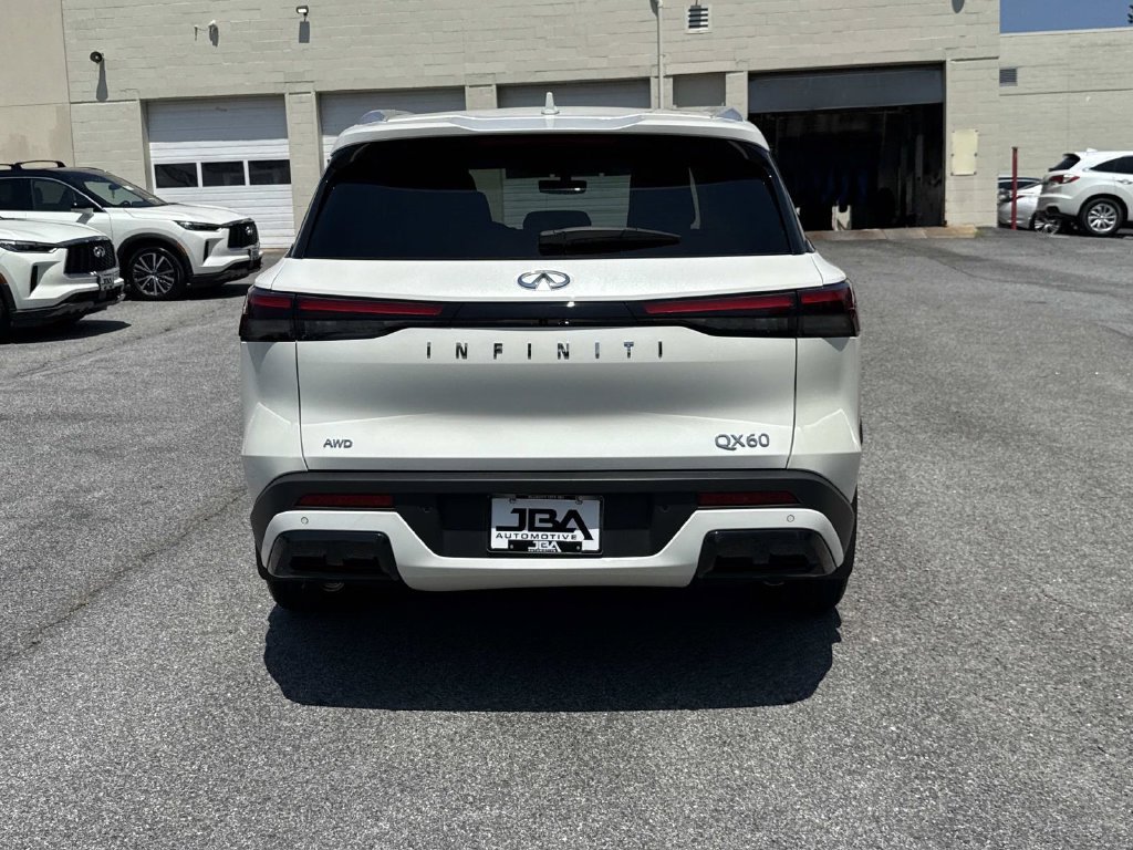 Certified 2025 INFINITI QX60 Luxe w/ Vision Package AWD/4WD image 25