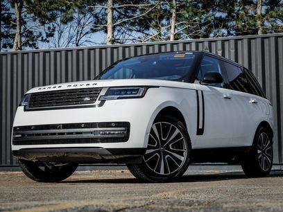 New 2025 Land Rover Range Rover SE