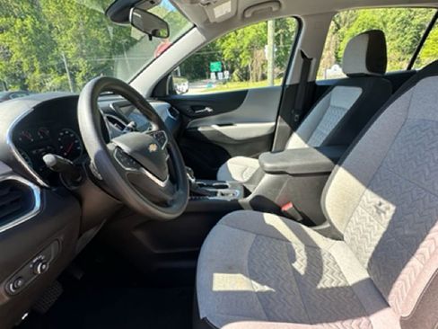 Used 2023 Chevrolet Equinox LS image 16
