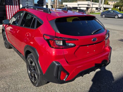 Used 2024 Subaru Crosstrek 2.5i Limited w/ Crosstrek Mirror Package AWD/4WD image 7