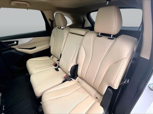 Used 2022 Acura MDX FWD w/ Technology Package image 18