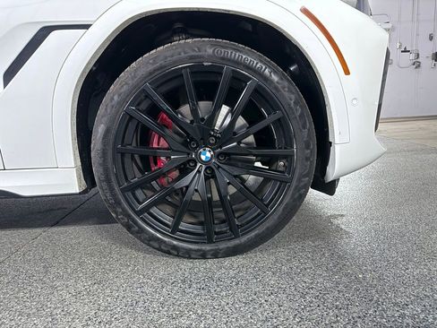 Used 2023 BMW X6 xDrive40i w/ M Sport Package AWD/4WD image 5