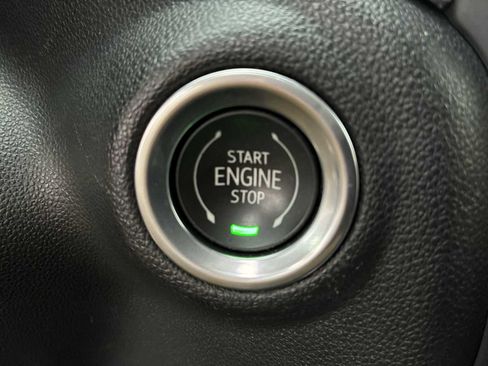 Used 2021 GMC Sierra 1500 Elevation w/ Preferred Package image 16