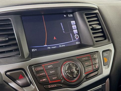 Used 2018 Nissan Pathfinder SL w/ Midnight Edition Package image 14