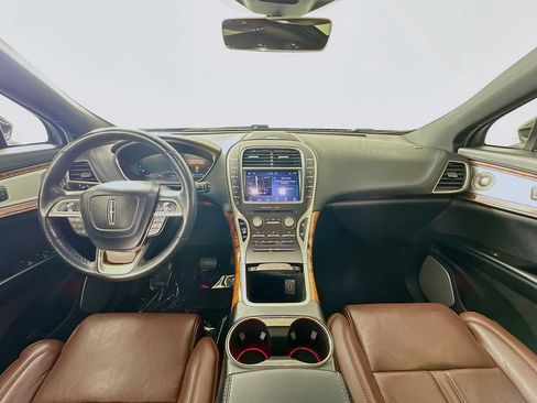 Used 2019 Lincoln Nautilus Reserve w/ Ultimate Package image 13