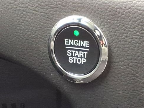 Used 2024 Ford Edge Titanium image 20