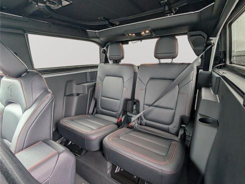 Used 2025 Ford Bronco Stroppe Edition AWD/4WD image 14