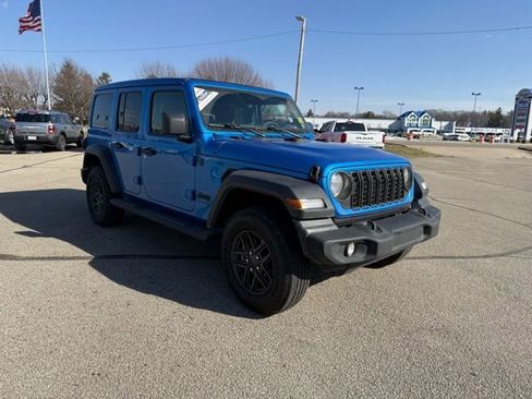 Used 2024 Jeep Wrangler Sport S image 8