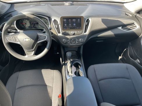 Used 2023 Chevrolet Malibu LS FWD image 11