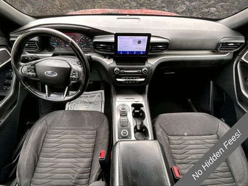 Used 2020 Ford Explorer XLT AWD/4WD image 14