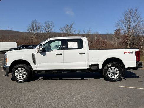 Used 2023 Ford F250 XLT w/ FX4 Off-Road Package image 34