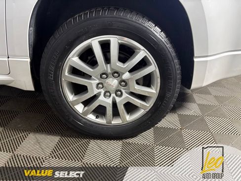 Used 2016 GMC Acadia Denali FWD image 28