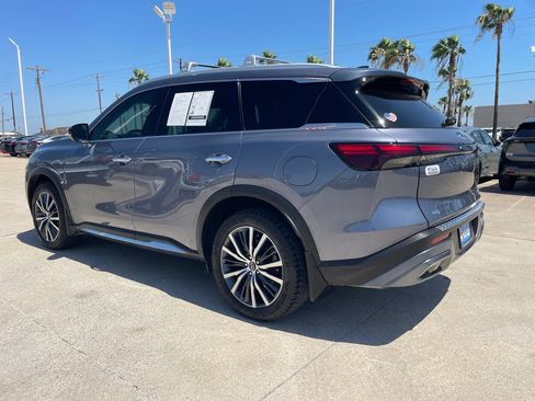Used 2023 INFINITI QX60 Sensory w/ Vision Package AWD/4WD image 3