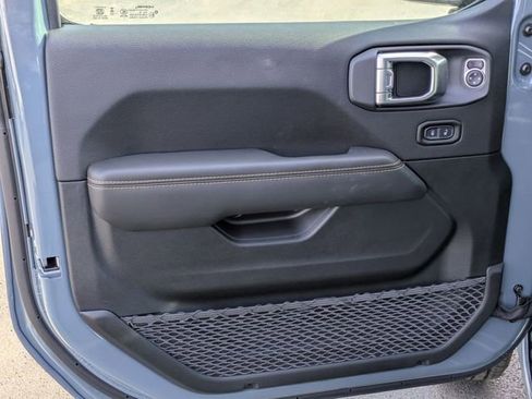 New 2026 Jeep Gladiator Sport AWD/4WD image 12