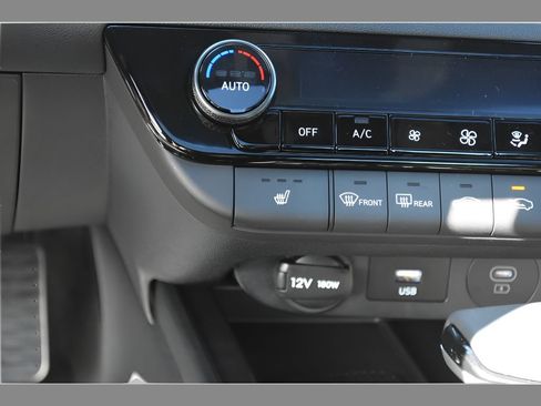 New 2026 Hyundai Elantra SEL Sport FWD image 24