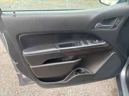 Used 2022 GMC Canyon Elevation w/ Trailering Package image 9