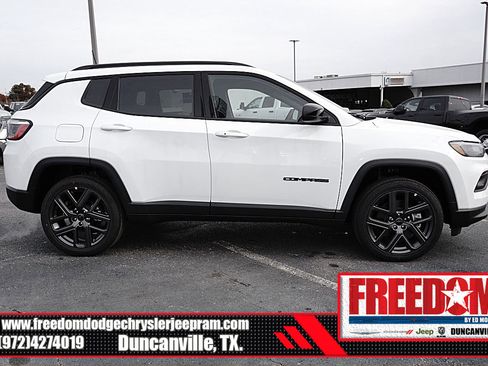 New 2026 Jeep Compass Latitude image 6