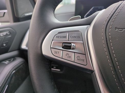 Used 2026 BMW X7 xDrive40i image 19