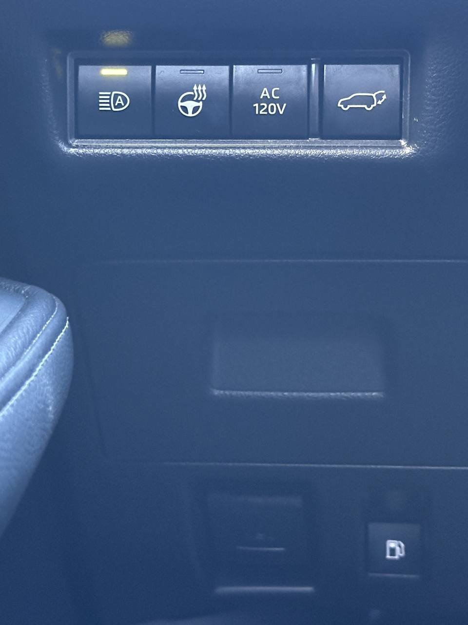 Used 2025 Toyota Grand Highlander AWD Hybrid image 47