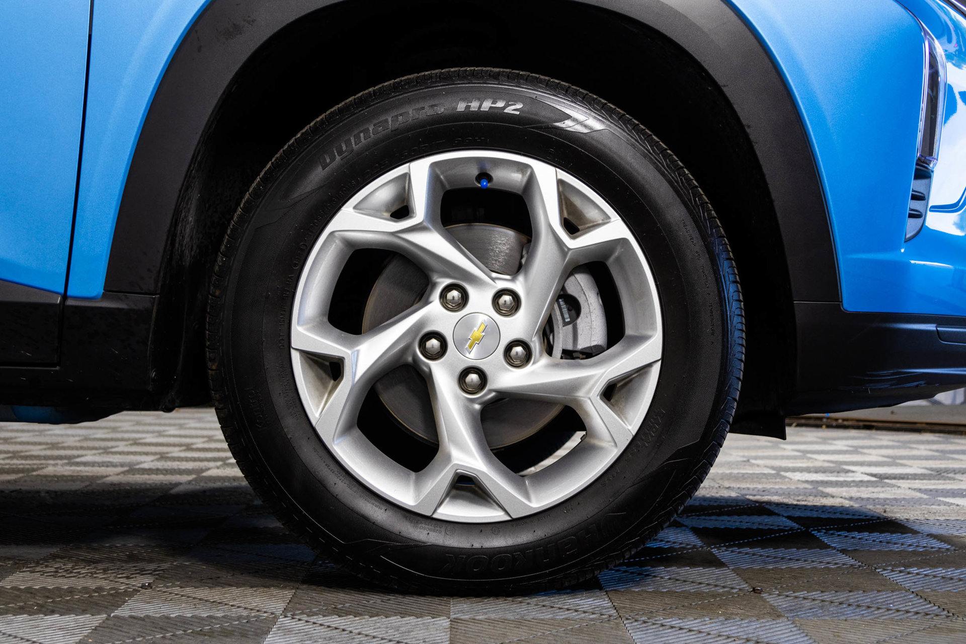 Used 2025 Chevrolet Trax LS w/ LS Convenience Package FWD image 42