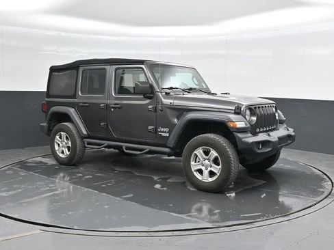 Used 2018 Jeep Wrangler Unlimited Sport S image 5