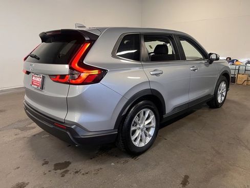 Used 2025 Honda CR-V EX image 3