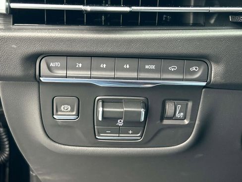 New 2026 Cadillac Escalade Luxury w/ Touring Package image 28